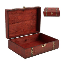 Load image into Gallery viewer, Wooden Chess Piece Box